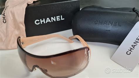 occhiali a mascherina chanel|Chanel occhiali.